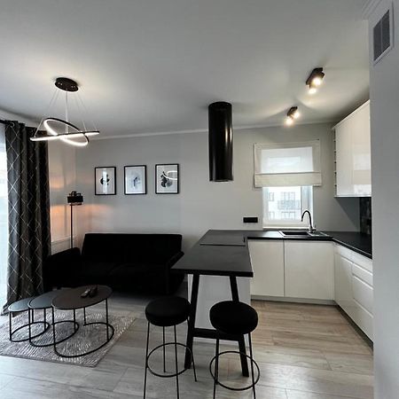 Apartamento Trzy Pokoje Mieszkanie W Nowej Dzielnicy Wroclawia Exterior foto