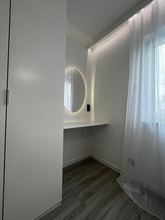Apartamento Trzy Pokoje Mieszkanie W Nowej Dzielnicy Wroclawia Exterior foto